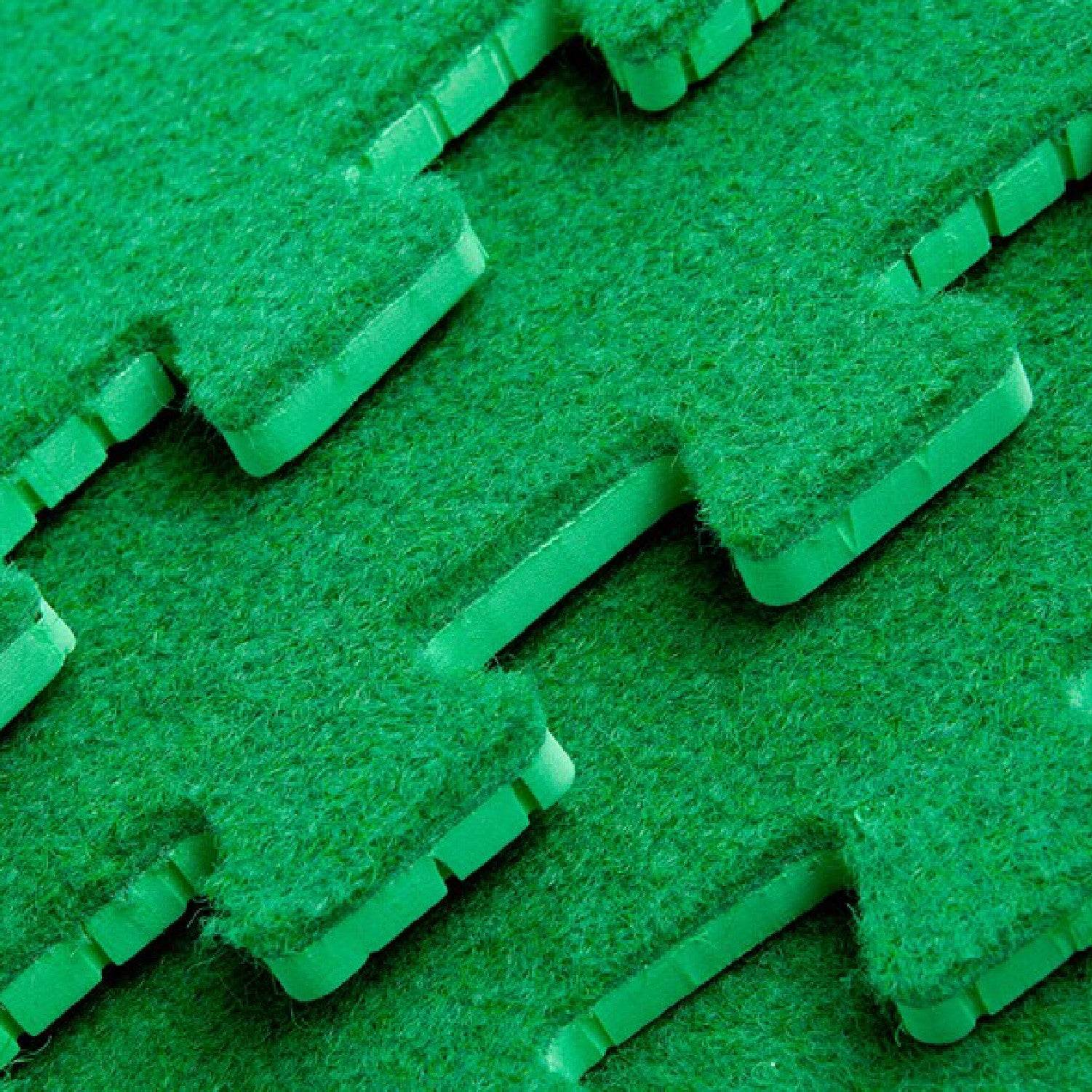 Goma Eva Pasto 100x100x18 mm - Play Plaza