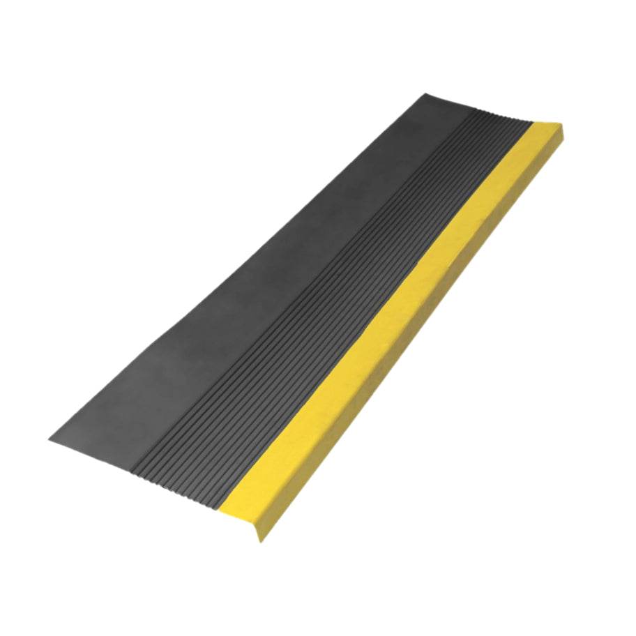 Grada Estriada Negra/Amarilla 1,5 - Play Plaza