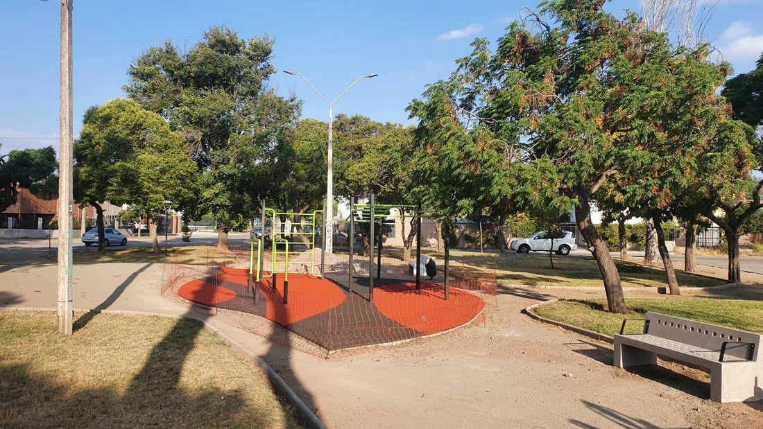 Creando Espacios Seguros y Duraderos con Caucho In Situ en Rancagua - Play Plaza