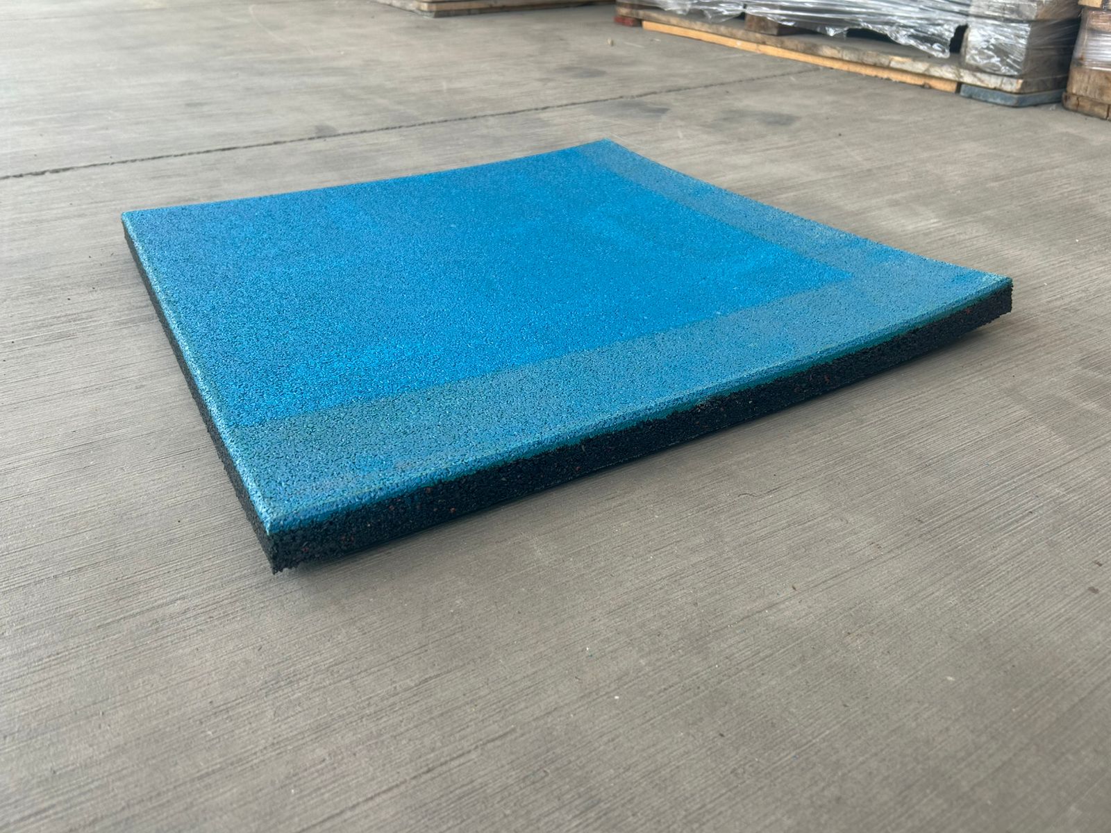 Palmeta EPDM 2.5cm Azul Claro desgastada Play Plaza Play Plaza