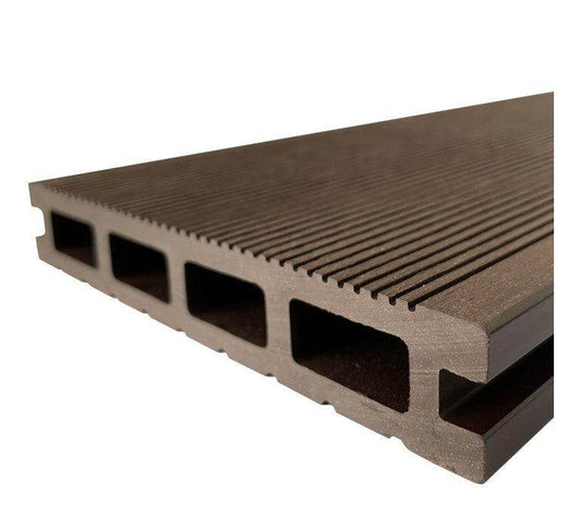 Piso WPC Pro Chocolate - Play Plaza