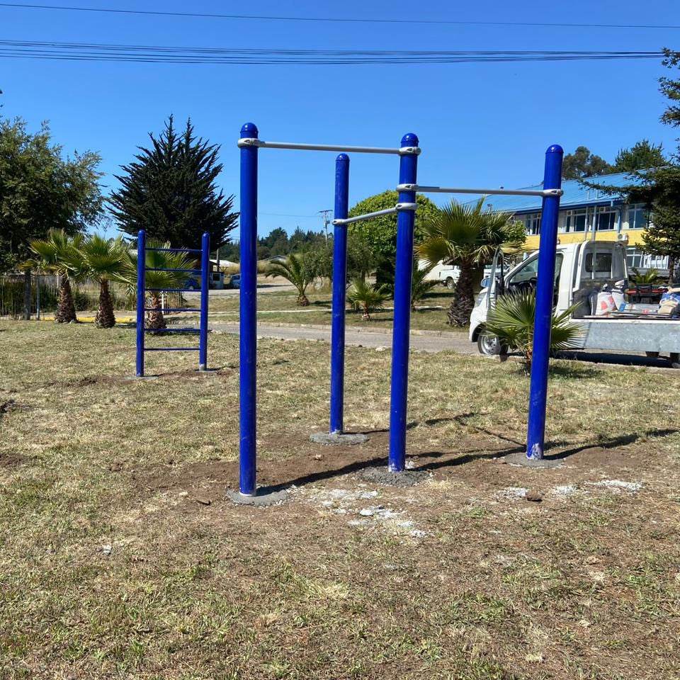 Barras Altas - Play Plaza